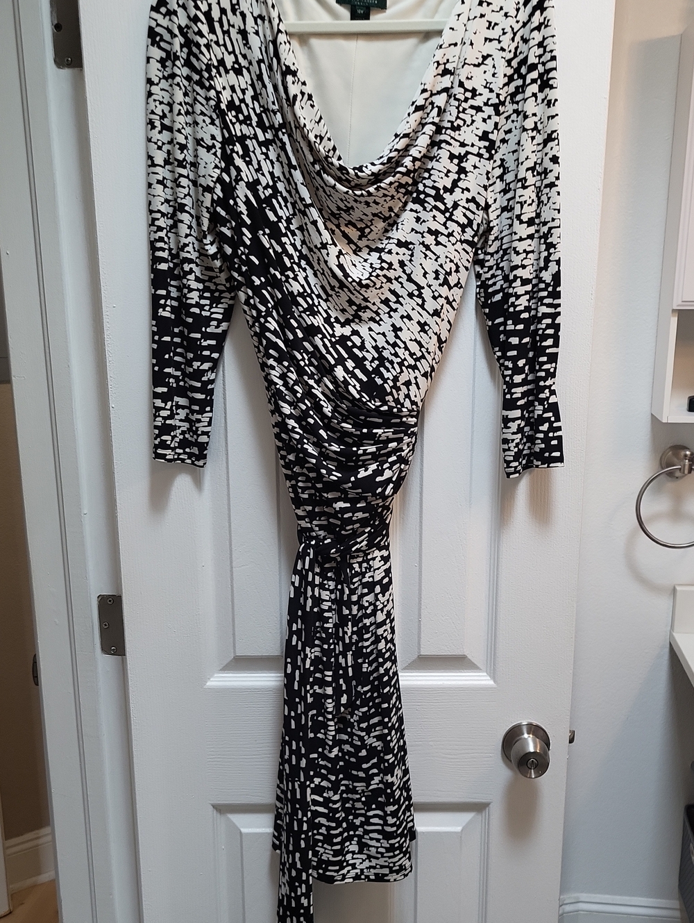 Lauren Ralph Lauren Black & White Draped Cowl Neck 3/4 Sleeve Dress
